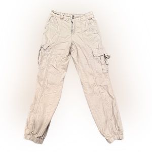 Garage Tan Cargo Pants Size medium